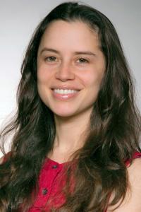 Sabrina Miranda, LCSW Profile Headshot